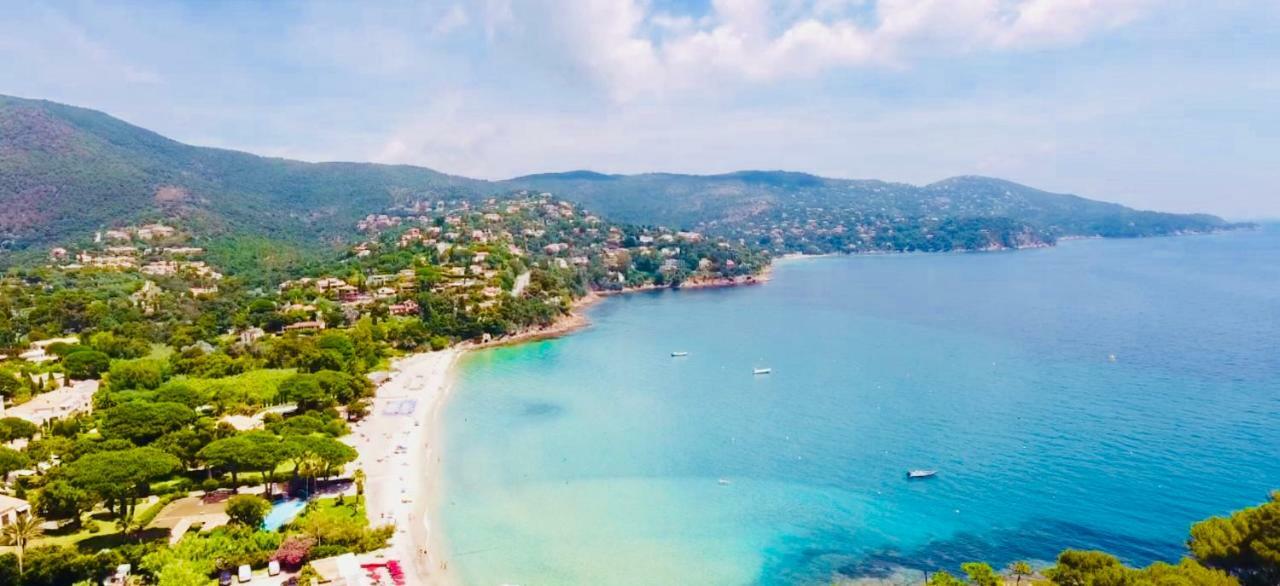 Mazet « Domaine De La Pinede » Apartamento Le Lavandou Exterior foto