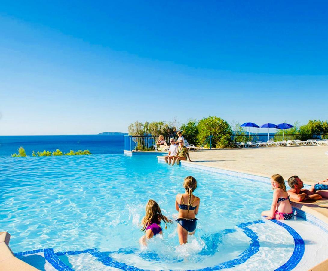 Mazet « Domaine De La Pinede » Apartamento Le Lavandou Exterior foto